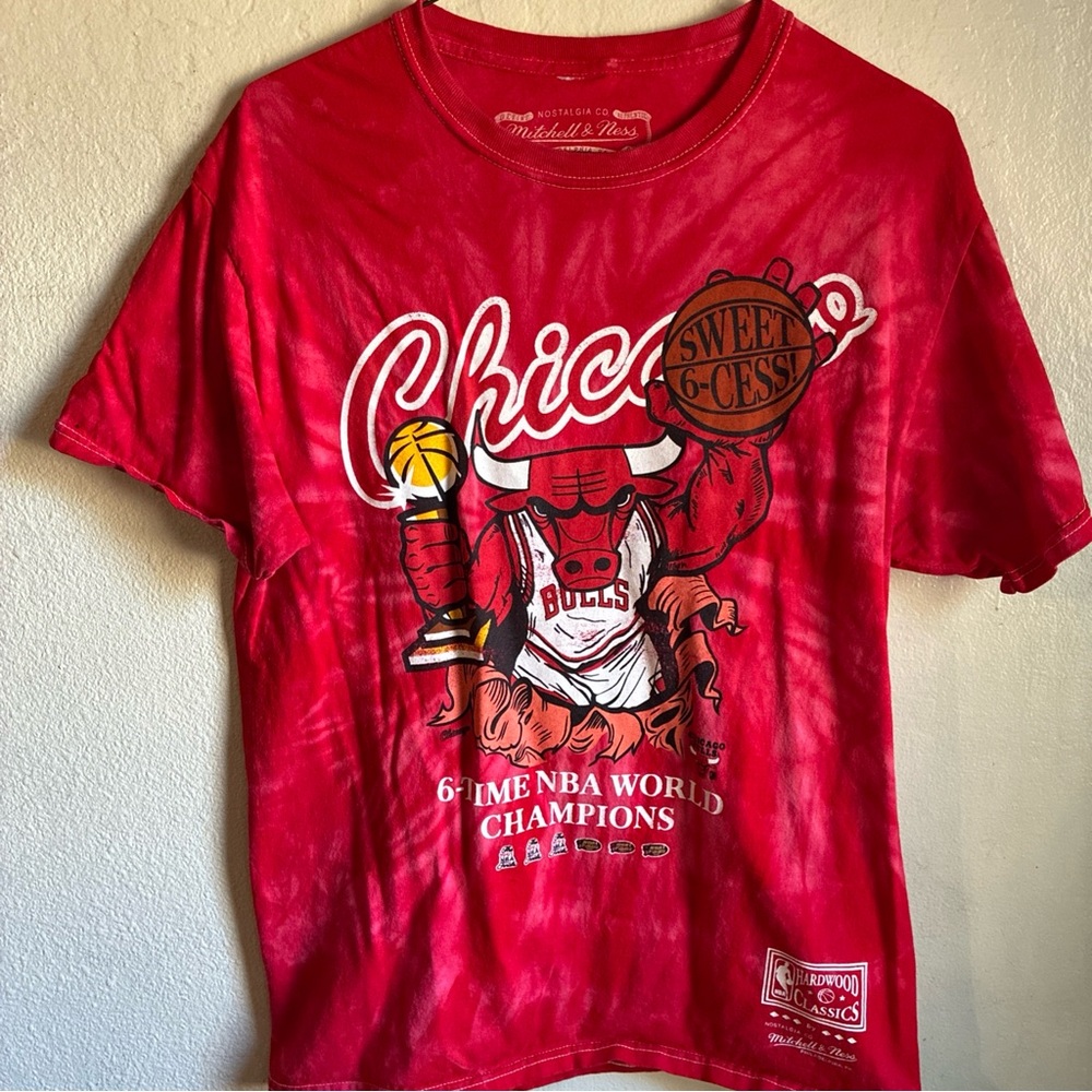 Vintage Mitchell &Ness Chicago Bulls 6-time NBA World Champions red tie -dye